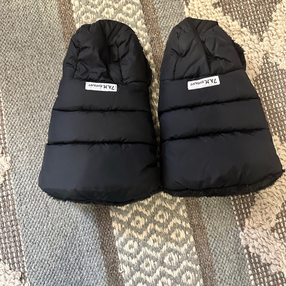 Black Stroller Hand Muffs with Plush Lining 7 A.M.